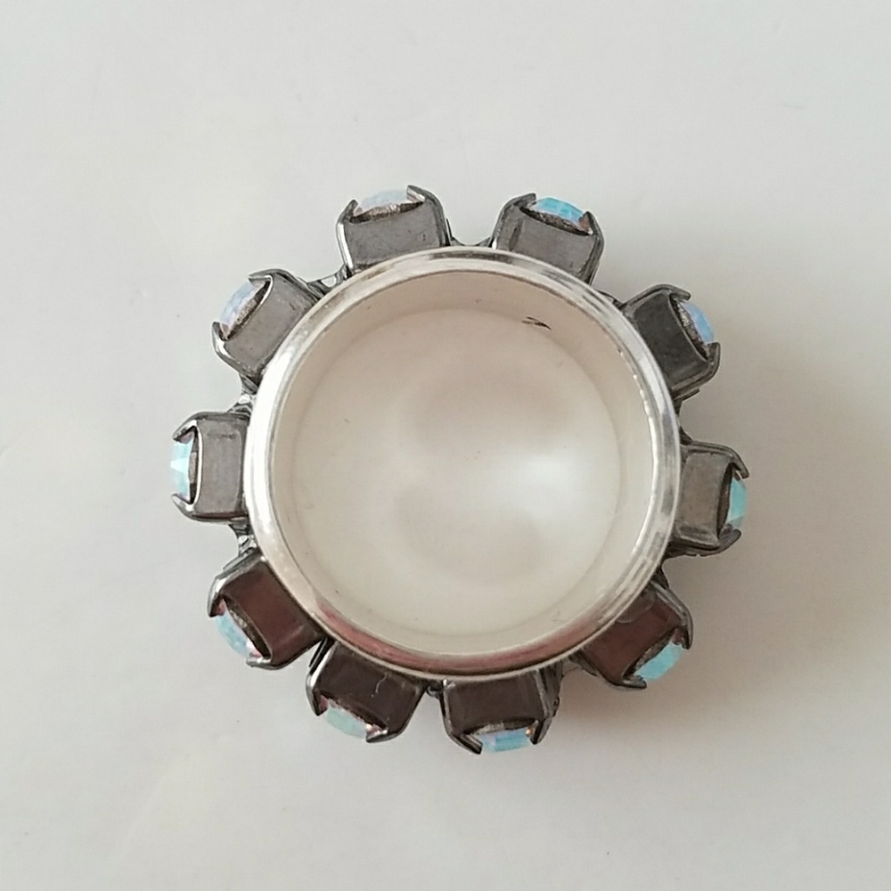 GASOLINE GLAMOUR RHINESTONE BAND RING - Picture 3 of 4